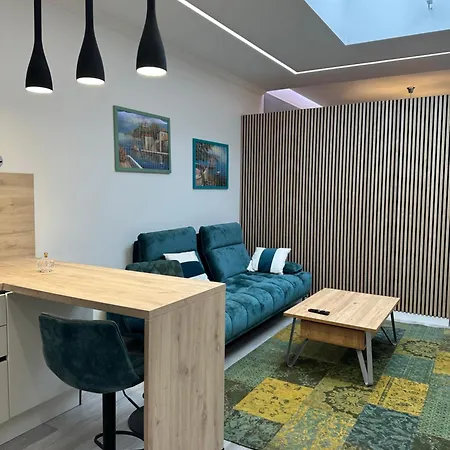 Apartment Neues In Loehne, 50qm Mit Moderner Kueche, Boxspringbett Und Vieles Mehr