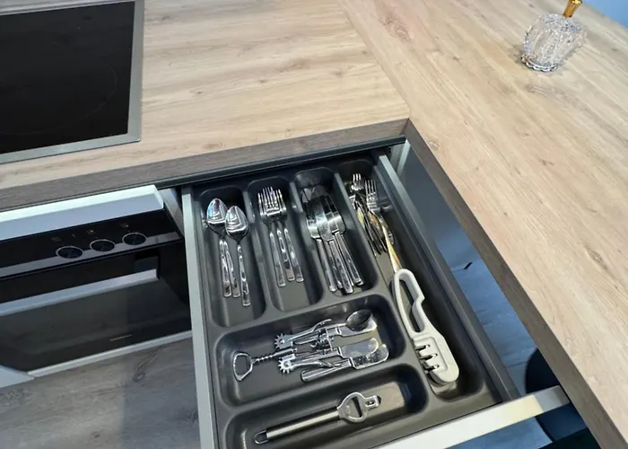 Lejlighed Neues In Loehne, 50qm Mit Moderner Kueche, Boxspringbett Und Vieles Mehr