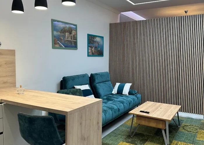 Lejlighed Neues In Loehne, 50qm Mit Moderner Kueche, Boxspringbett Und Vieles Mehr